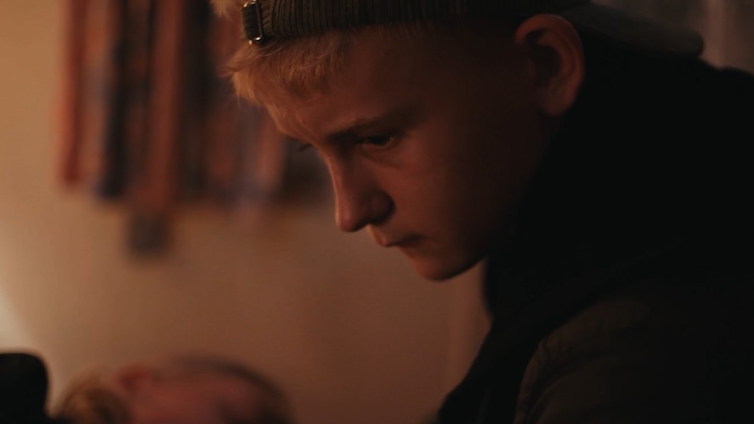 Still from Deadbeat